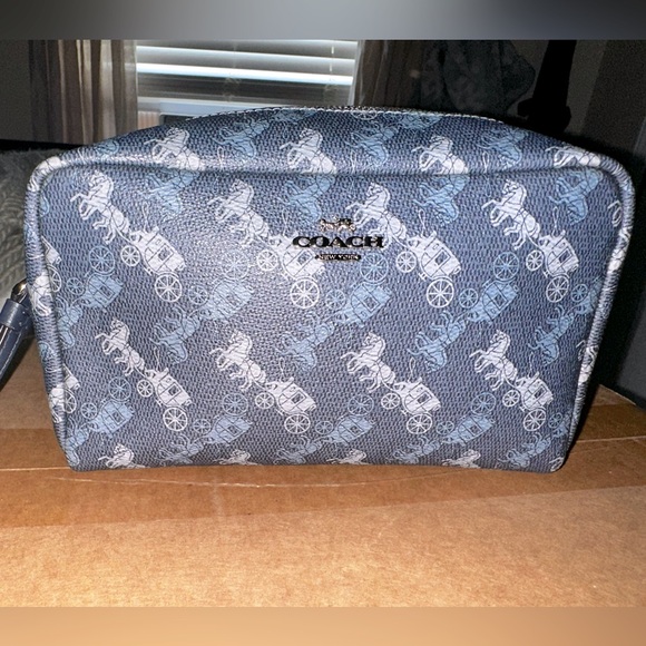 EUC Coach Boxy Cosmetic Bag - Picture 1 of 4